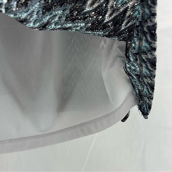 Chevron Patterned Black and White Bon Worth Women's LP Top - Picture 5 of 10